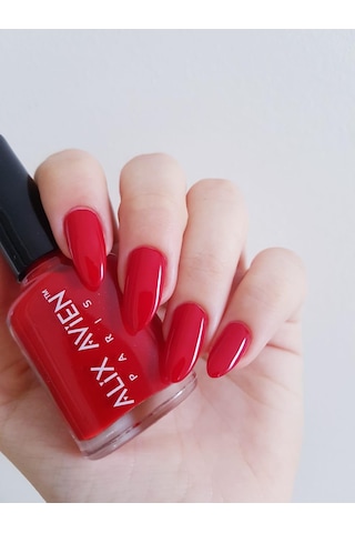 Alix Avien Ateş Kırmızı Oje 56 Yüksek Pigmentli Uzun Süreli Kalıcılık Hızlı Kuruma Nail Lacquer 56
