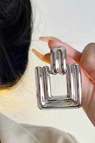 Caş Dekorasyon Gümüş Renkli Çelik Küpe- Çift Gümüş