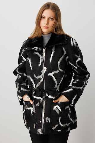 Ekol Kadın Büyük Beden Kapak Cepli Desenli Kaban 6301 Siyah Siyah