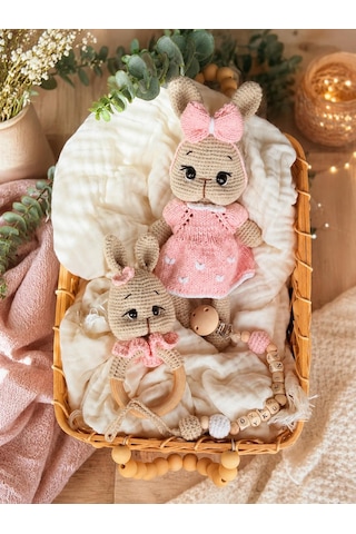 Amigurumi Sevimli Tavşan Bebek Seti Amigurumi Sevimli Tavşan Bebek Seti
