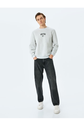 Koton Bisiklet Yaka Slogan İşlemeli Sweatshirt Gri 5wam70237mk Gri