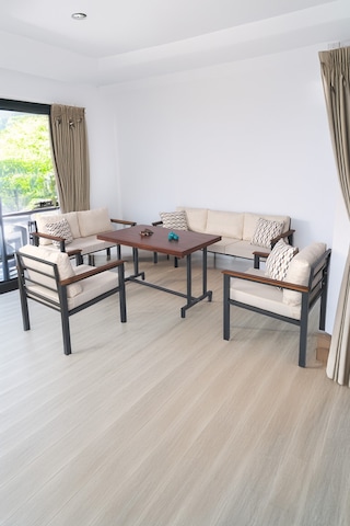 Neokas Metal Balkon Seti, 1 + 1 + 2 + 3 + M Bahçe Takımı, Kafe Koltuğu, Bekleme Alanı Koltuğu, Oturma Grubu