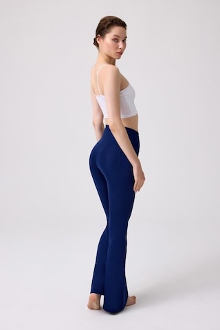 Lacivert Yüksek Bel Çift Cepli İspanyol Paça Kadın Tayt Lacivert