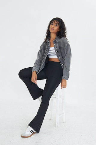 Lesa Wear Kadın Siyah Yüksek Bel Toparlayıcı Çift Cepli İspanyol Paça Tayt Bootcut Siyah