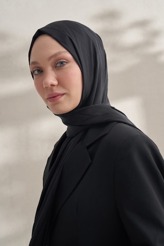 Armanda Krep Jakar Prizma Desen Şal - 70 X 190 Siyah