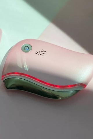 Solarıs Laboratorıes Ny It's Lit Led Gua Sha 3 Ü 1 Arada Yüz Masaj Ve Işık Terapisi Cihazı Masaj Aletleri Pembe 242bat
