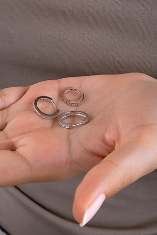 925 Ayar Gümüş Taşlı Tam Tur Halka Küpe 13mm Gümüş
