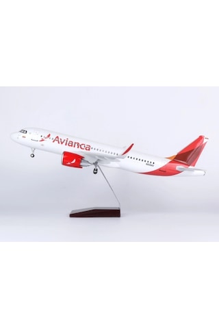 1/80 Ölçek Airbus A320 Neo Avianca Airlines 47 Cm Model Uçak
