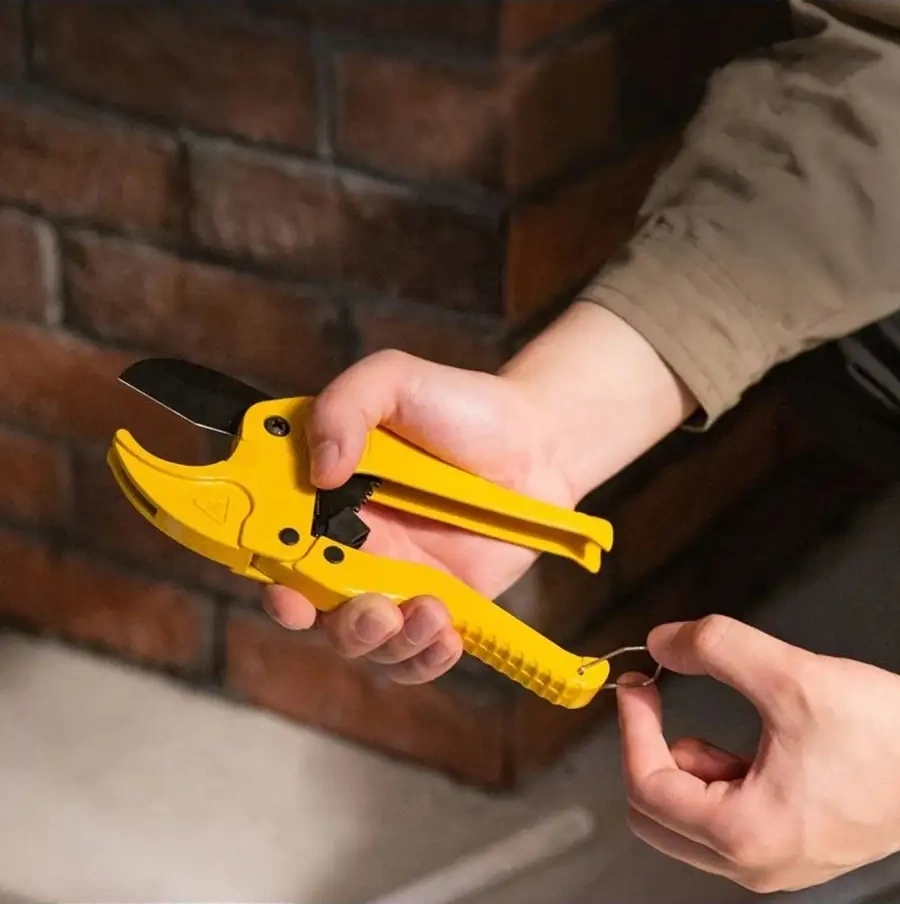 Delitools 42mm Boru Kesme Makası, Pvc Borular İçin 34198459