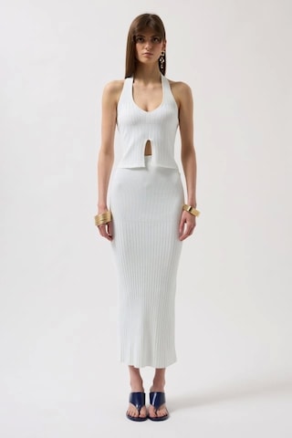 Defymoda V Detay Dokulu Crop Bluz Beyaz