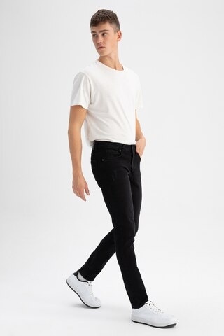 DeFacto Carlo Skinny Fit Ekstra Dar Kalıp Normal Bel Ekstra Dar Paça Jean Pantolon S2285AZ23SPNM40