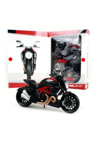 Ducati Diavel Carbon 1 12 Model Motosiklet Yap Boz Birleştir