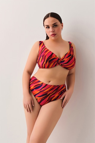 Suwen Flame Önü Burgulu Balensiz Bikini Üst Sb2557013841384 Flame Baskılı