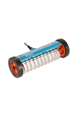 Gardena 3395 Tekerlekli Çim Havalandırma Tırmığı N11.2240