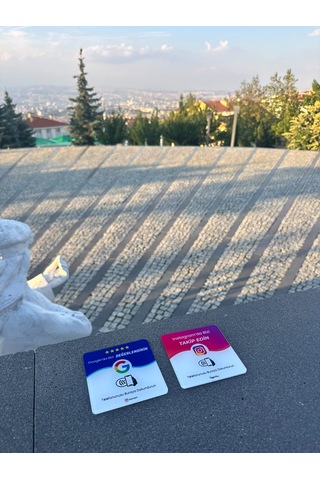 20'li Nfc Kart Avantajlı Paket 10 Instagram Takip + 10 Google Değerlendirme Kartı 9x9 Cm Şeffaf Pleksi