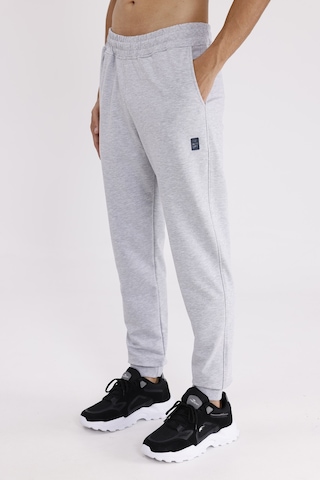 Esnek Bel Lastikli Yan Cepli Arka Cepli Daralan Paça Minimal Logo Detaylı Konforlu Spor Eşofman Altı Grey