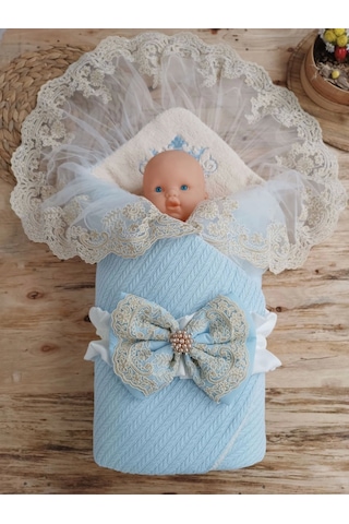 Yenidoğan Kuzulu Taç Nakış Güpürlü Fiyonklu Duvaklı Prizma Taş Unisex Kundak Bebek Battaniyesi Mavi