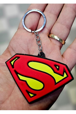 Dükkan Desin Çift Taraflı Superman Yumuşak Silikon Anahtarlık Sarı - Kırmızı