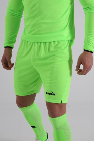 Diadora Elite Futbol Kaleci Forma Şortu Neon Yeşil