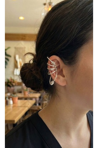Pirinç Halkalı Model Gümüş Renk Kıkırdak Küpe Açık Fuşya