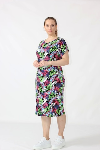 Moda Berray 3281 Çiçek Desenli Penye Kumaş Cepli Büyük Beden Mevsimlik Elbise Yeşil