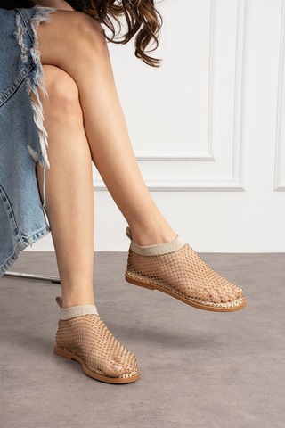 Dabab Shoes Kadın Bej File Taş Detaylı Lastikli Oliva Model Düz Taban Terlik Sandalet