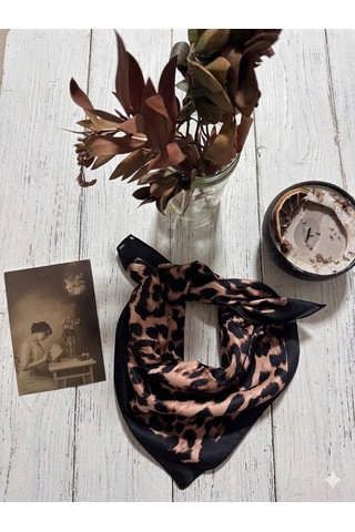 Trend Dokunuş Kadın 50-50 Saten Siyah Leopar Fular Bandana Leopar-siyah