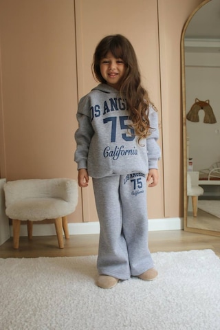 Lolliboomkids Yeni Sezon Kız Çocuk Gri Mavi Renk Slogan Yazı California Los Angeles 75 Trend Pamuklu Eşofman Takımı Gri Mavi Gri - Mavi
