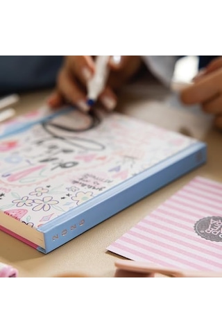Yapışkanlı Beyaz Folyo 137 Cm X 3 Metre Mat Yüzey 124-Pembe