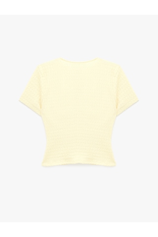 Koton Bürümcük Kumaş Dokulu Slim Fit Kısa Kollu Pencere Detaylı Drapeli Bluz Sarı 6sak50446ek