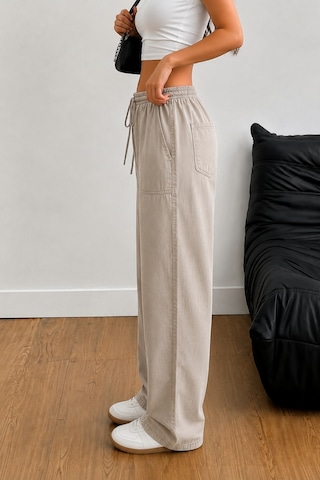 Tarz Cool Kadın Keten Karışımlı Regular Fit Beli Lastikli Bağcıklı Yüksek Bel Günlük Pantolon Bej