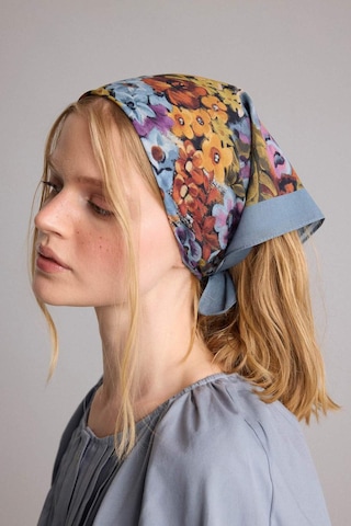 Defacto Manuka X Defacto Kadın Çiçek Desenli Pamuklu Bandana H9064ax26smbe1 Mavi-be1