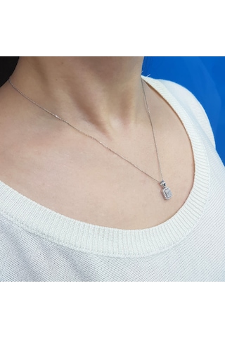 Lova 0.25 Karat Baget Pırlanta Kolye - 2020009