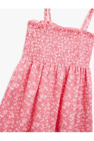 Koton Askılı Gipe Detaylı A Kesim Çiçek Desenli Elbise Pembe Desenli 5smg80020ak Pembe Desenli Pembe