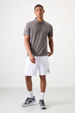 Koyu Gri Polyester Nefes Alan Dokulu İnce Esnek Standart Fit Polo Yaka Erkek Performans T-shirt - 8 Koyu Gri