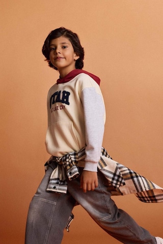 Defacto Erkek Çocuk Oversize Geniş Kalıp Kapüşonlu Baskılı İçi Yumuşak Tüylü Sweatshirt G5561a825cwer233 Ekru-er233