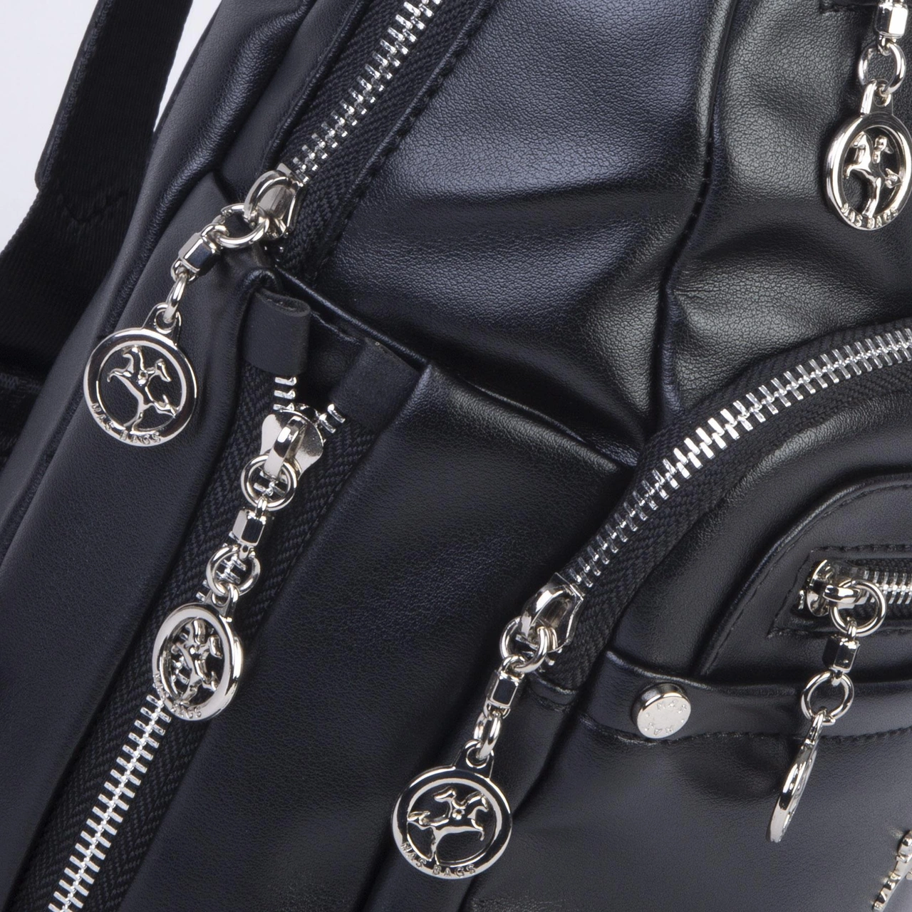 Nas Bag Kadın Çok Gözlü Sırt Çantası Siyah Nero Siyah