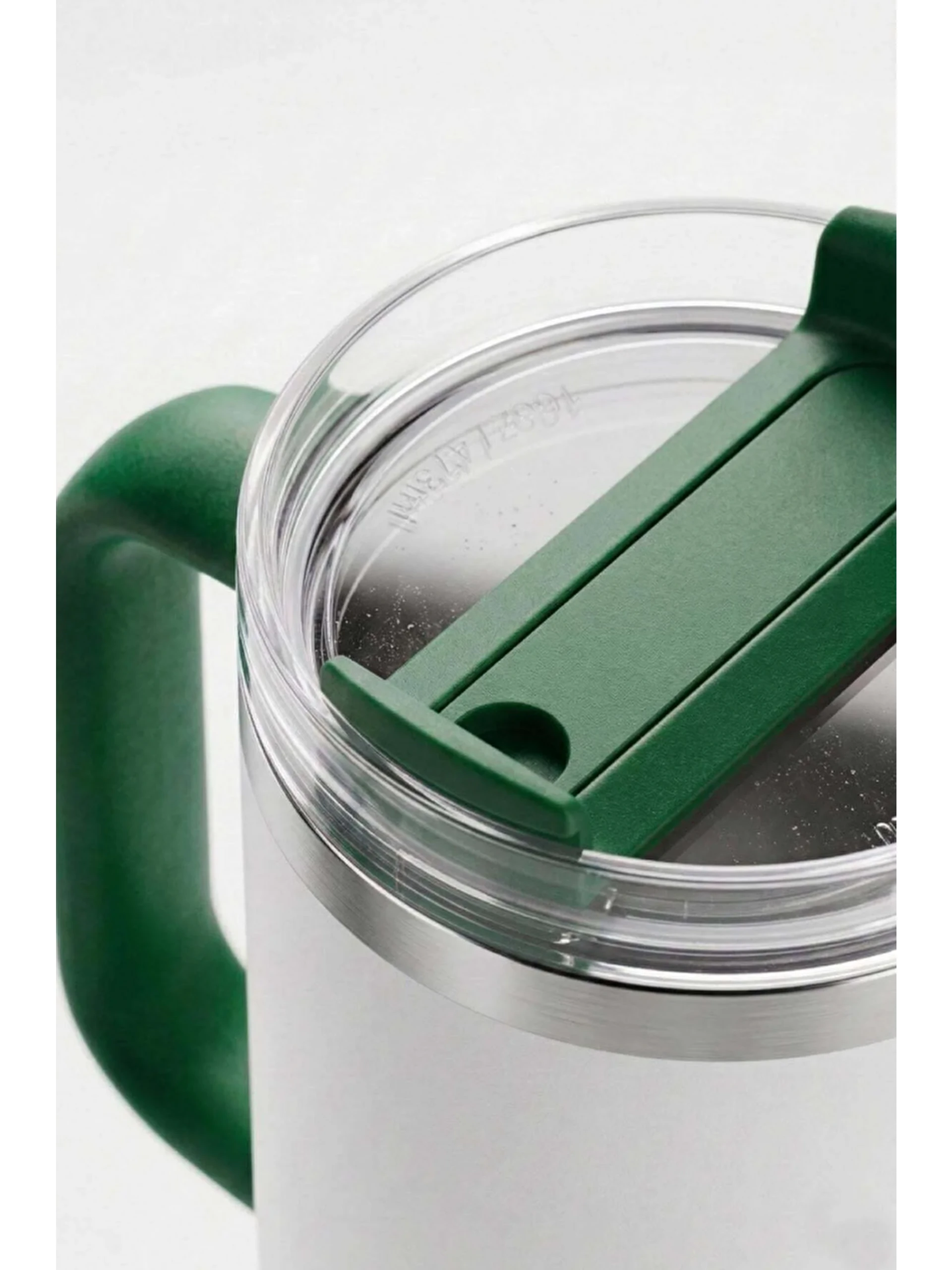 Benetton Paslanmaz Çelik Termos Be-kct100-mb Mavi Pipetli / Kulplu Spor Ve Araç İçi Termos 900 Ml Krem