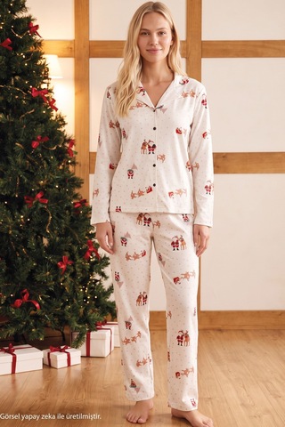 Siyah İnci Ekru Yılbaşı Temalı Desenli Termal Kumaşlı Ultra Soft Yumuşak Düğmeli Örme Pijama Takımı 26226825
