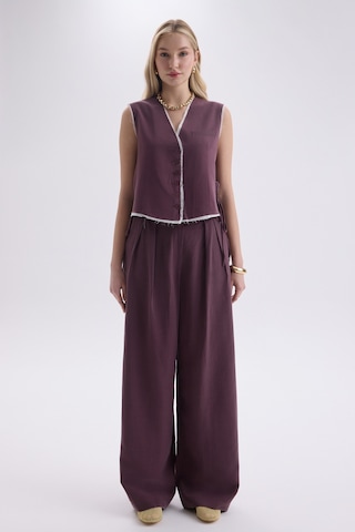 Mai Collection Mai Studios Co. Shonas Bağcık Detay Bordo Yelek Pantolon Takım Bordo