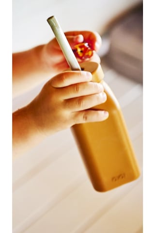 Oioi Silikon Şişe ve Pipet 6+ Ay 200 ML Woody Brown - Powder Grey Gri