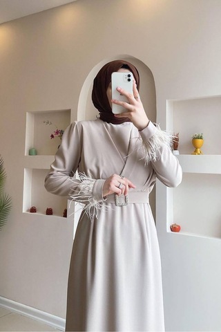 Neşeli Butik Kadın Kalem Kemerli Kol Detaylı Tesettür Elbise Sms034 Bej
