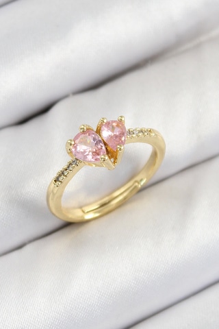 Pirinç Zirkon Taşlı Pembe Kalp Model Gold Renk Kadın Yüzük Altın Pirinç Zirkon Taşlı Pembe Kalp Model Gold Renk Kadın Yüzük Altın