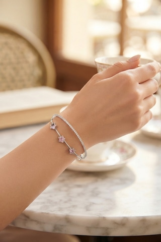 Pembe Yıldız Model Gold Renk Zirkon Taşlı Pirinç Bileklik Çok Renkli