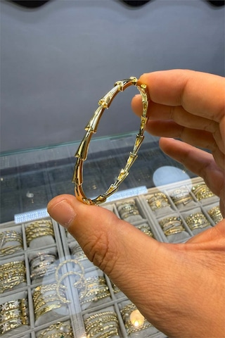 Taşsız Kelepçe Gold Renk Altın