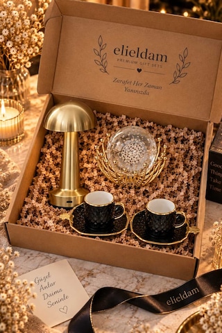 Doğum Günü, Özel Gün, Yeni İş, Yeni Ev Hediyesi Gold Kulplu İkili Porselen Fincan, Kristal Obje Ve Masa Lambası Seti