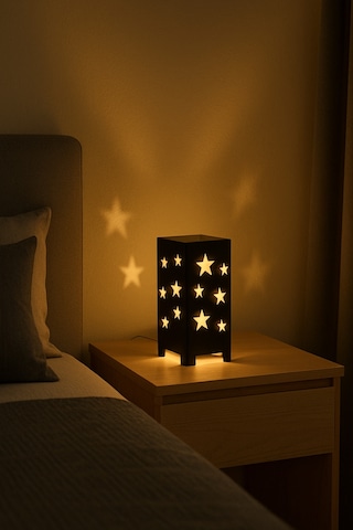 Yıldız Desenli Kablolu Metal Gece Lambası Dekoratif Led Aydınlatmalı Masa Lambası Siyah