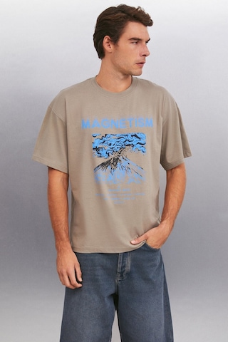 Grimelange Maddox Erkek %100 Organik Pamuklu Baskı Detaylı Kalın Dokulu Oversize Fit Vizon T-shirt