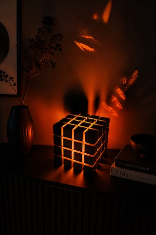 Shadow Cube Masa Lambası Usb Bağlantılı Siyah - Turuncu