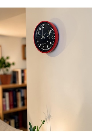 Prestij Kırmızı 36 Cm Atatürk Tasarımlı Duvar Saati Renkli